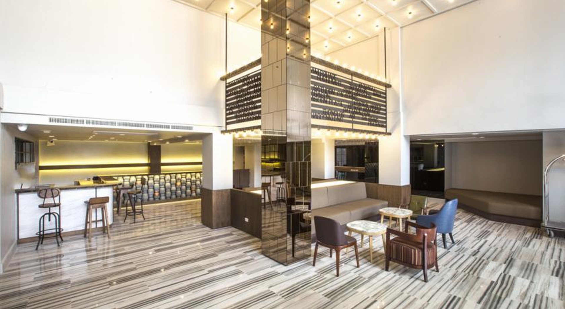 Photo - Vince Hotel Pratunam