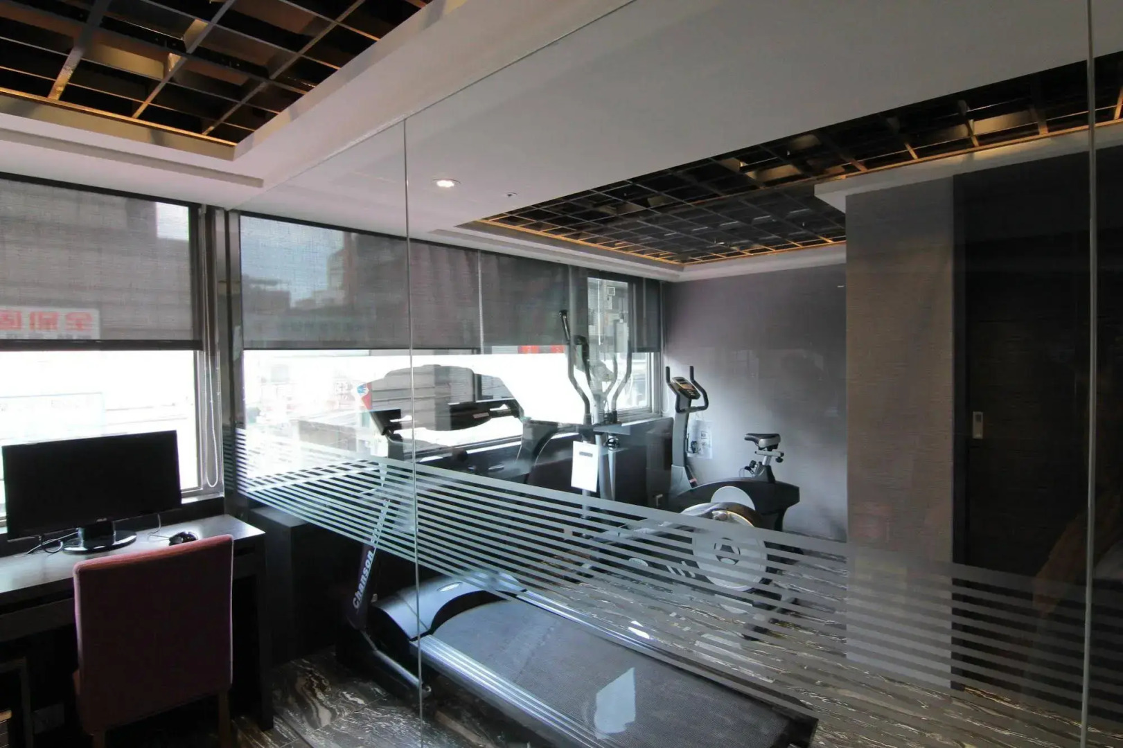 Photo - V-one Vogue Hotel