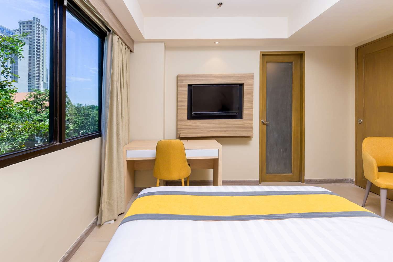 Photo - Surestay Plus By Best Western Cebu City
