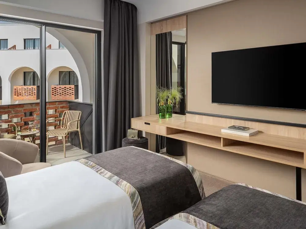 Photo - Mercure Conacul Cozieni