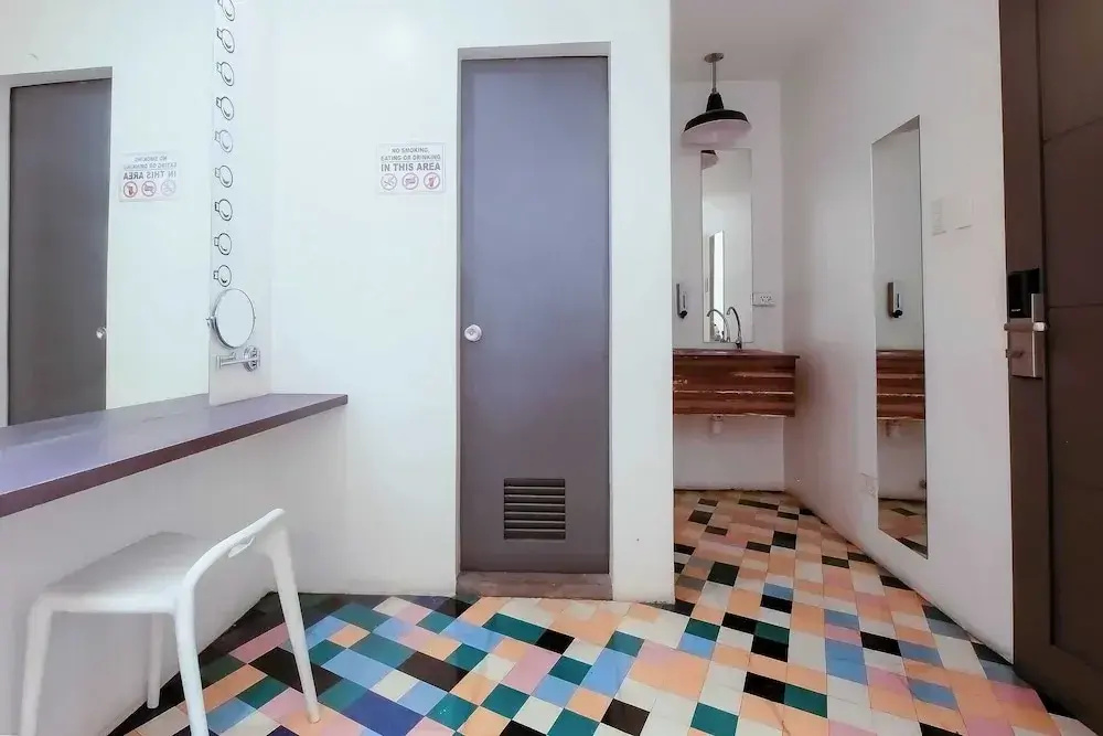 Foto - Junction Hostel Poblacion Makati Avenue