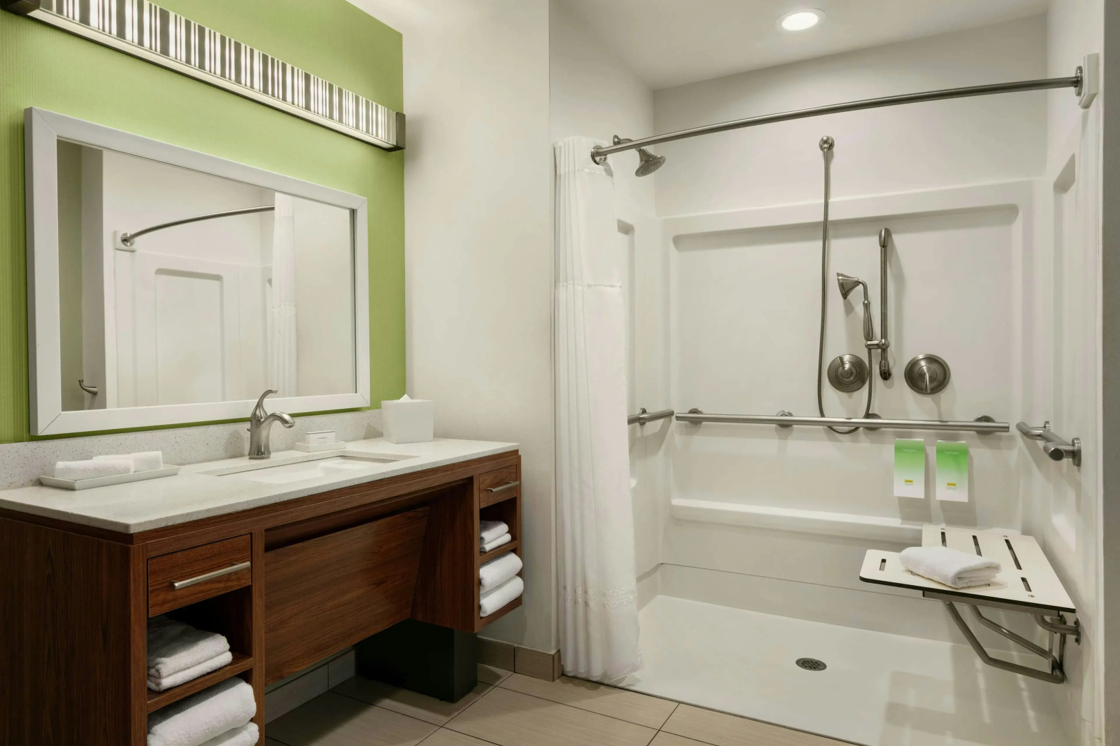 Photo - Home2 Suites by Hilton NY Long Island City/Manhattan View