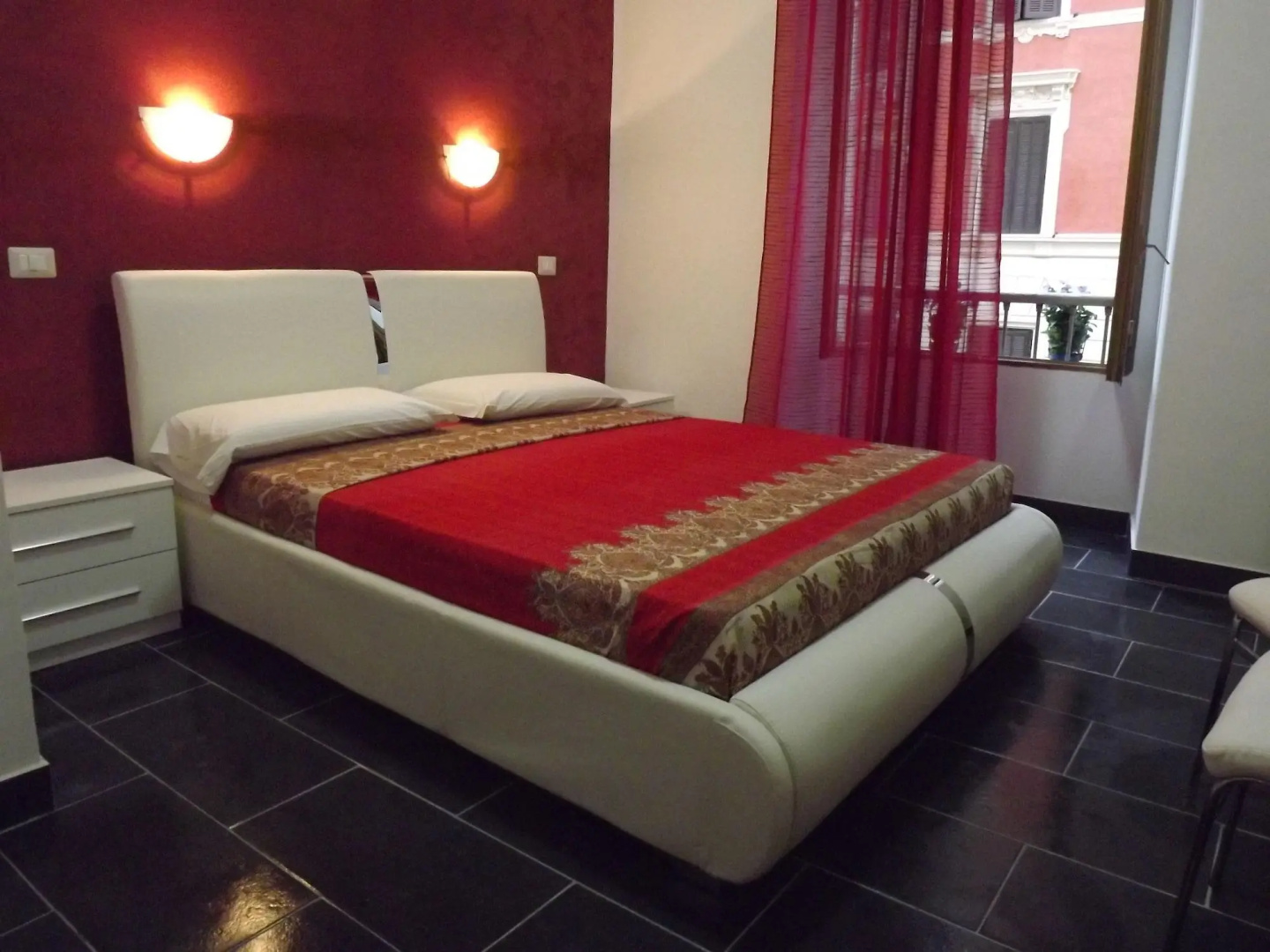 Photo - Gio' Suites