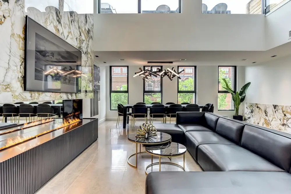 Photo - CLUBHAUS Hotel