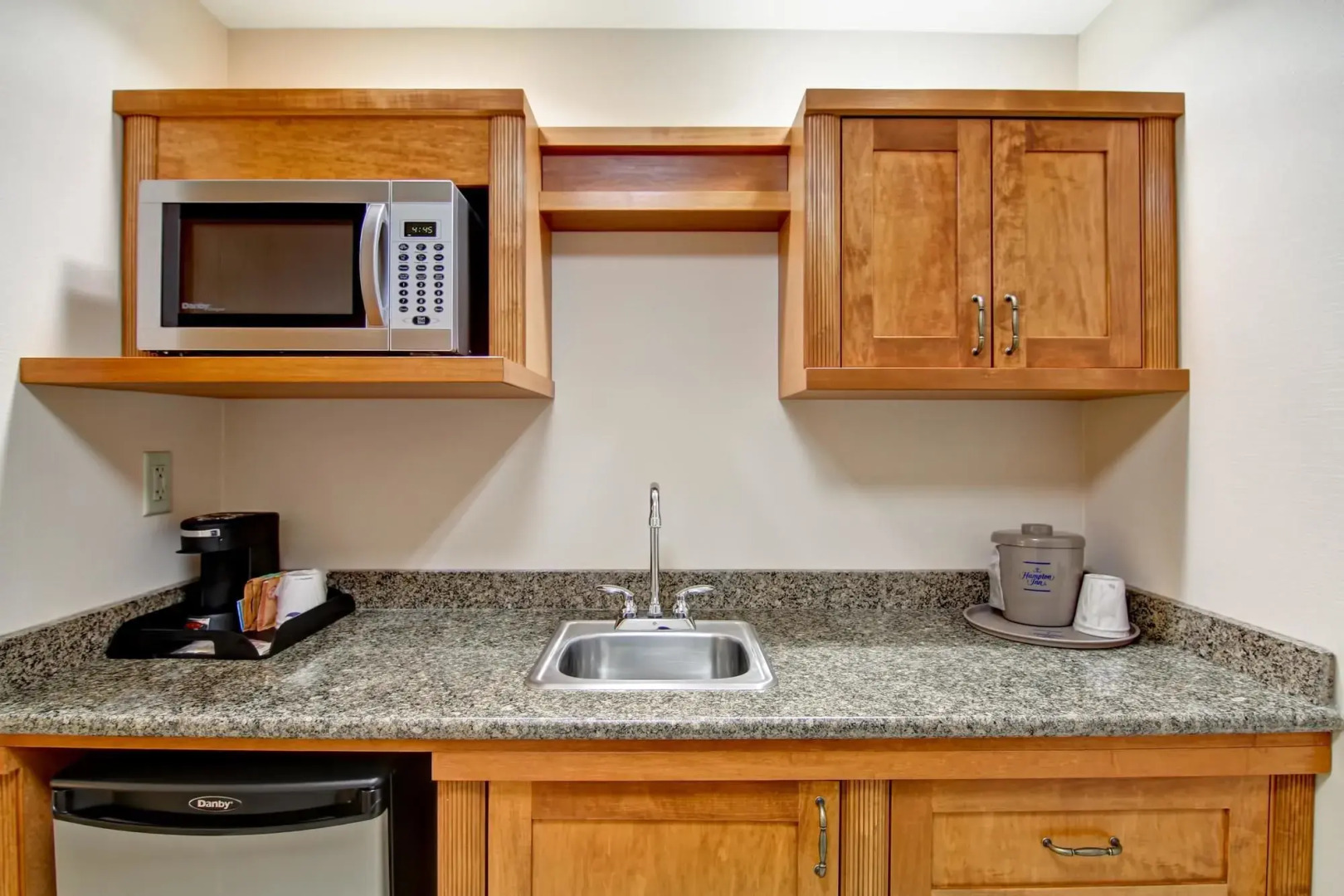 Photo - Hampton Inn & Suites Guelph