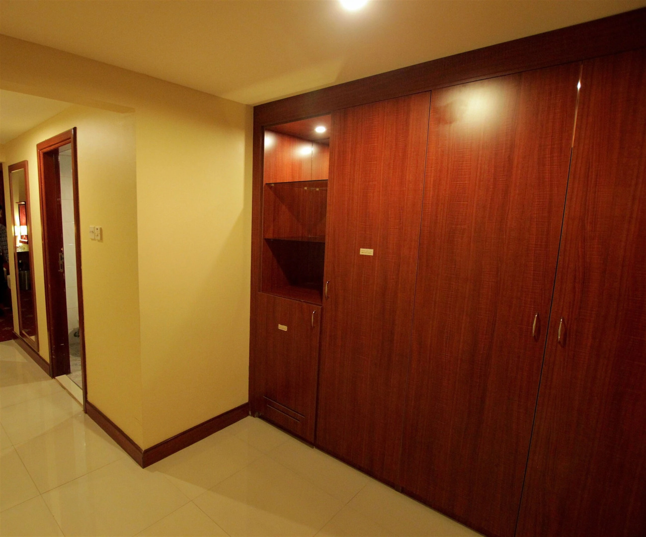 Photo - Mount Royal Hotel