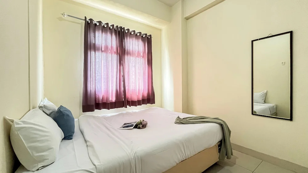 2Br Apartment Direct Access To Mall At Green Pramuka City