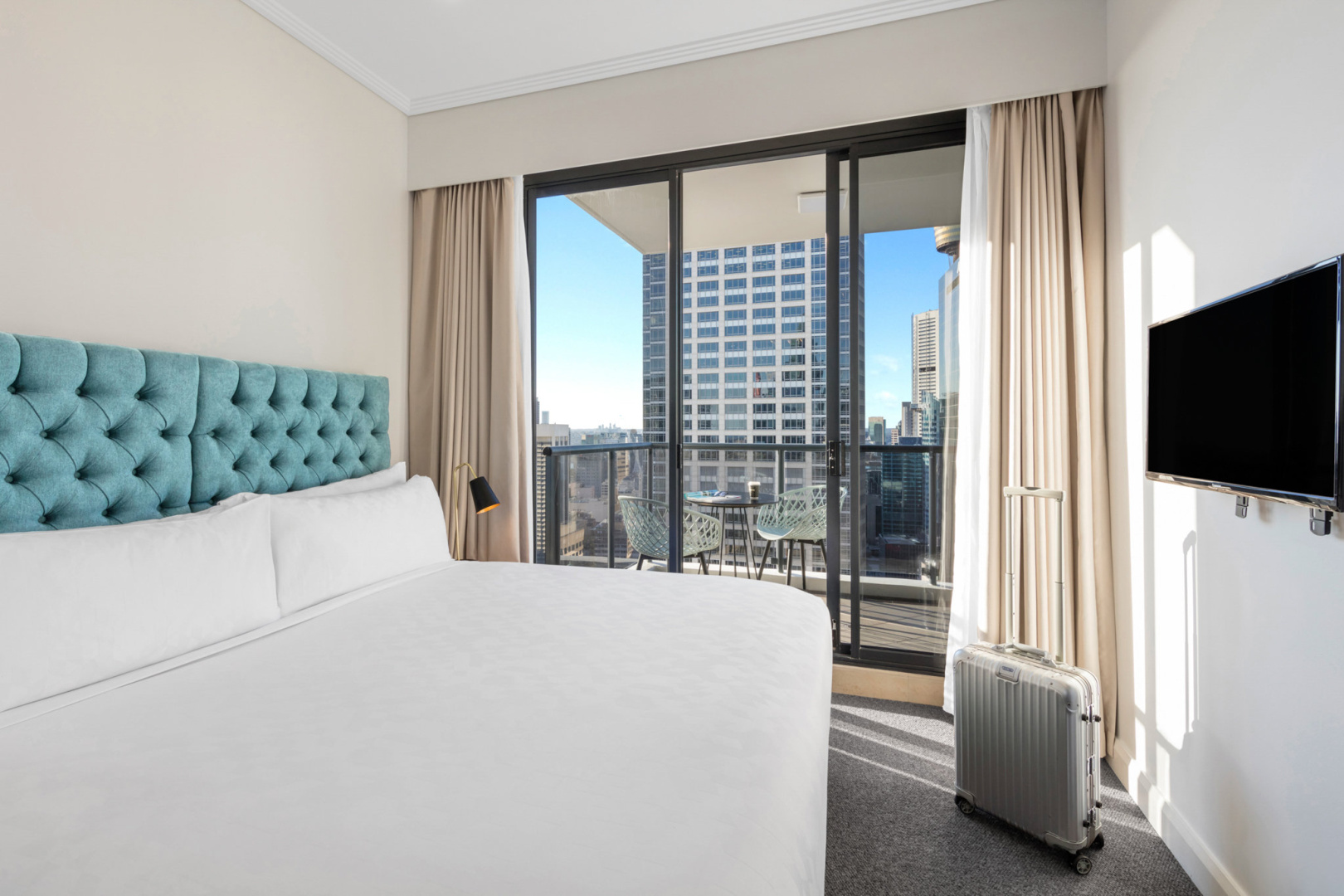 Photo - Meriton Suites Pitt Street, Sydney