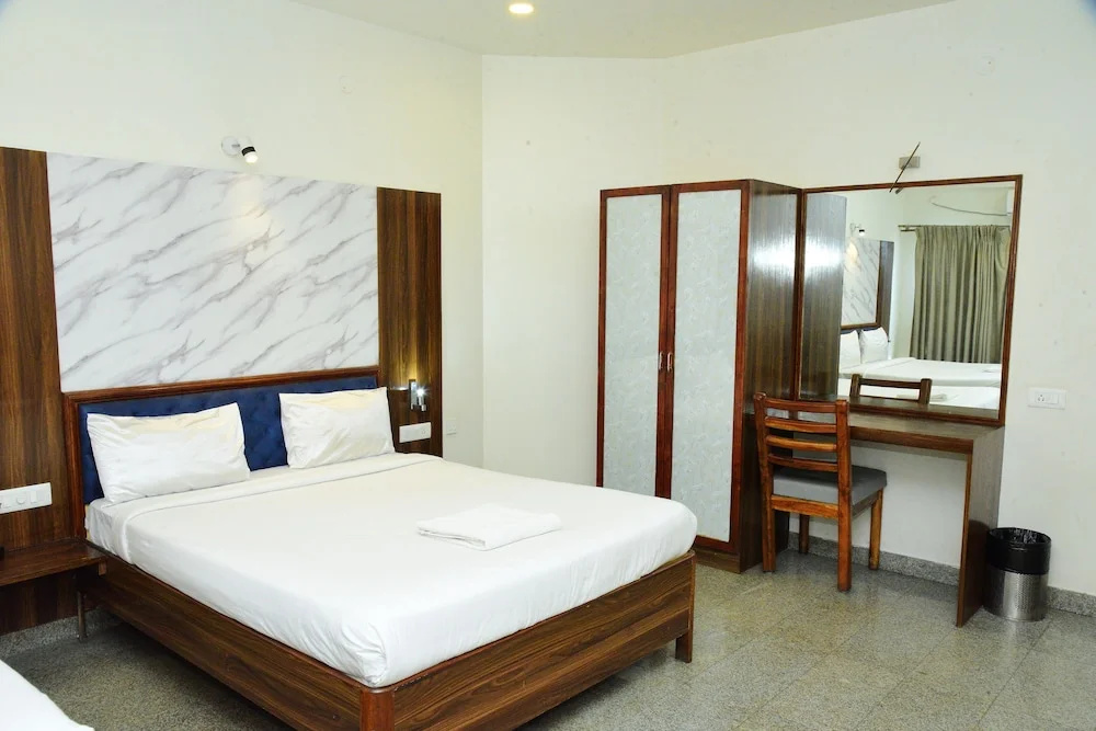 Sri Sai Residence