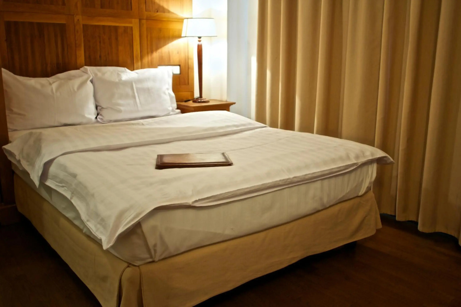 Photo - Rembrandt Hotel