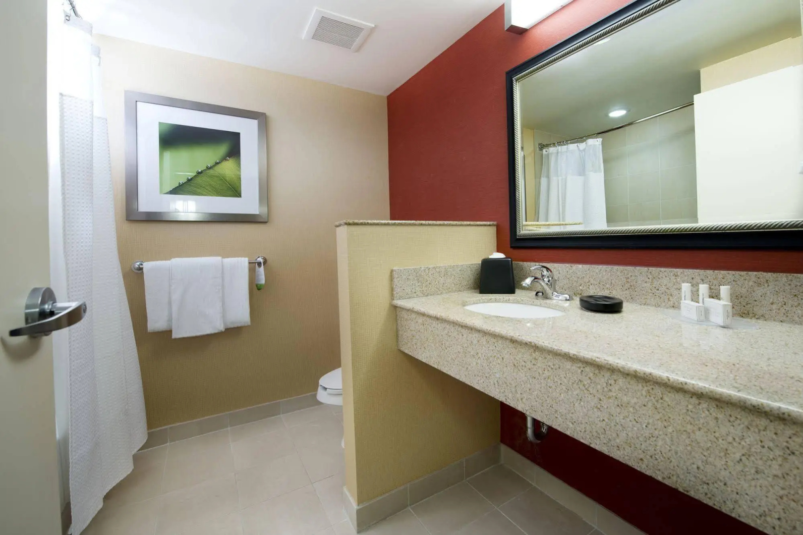Foto - Courtyard by Marriott Mississauga-Airport Corporate Centre West