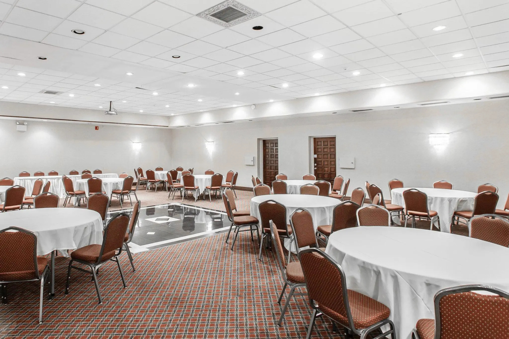 Foto - Red Roof Inn & Suites Mt Holly - McGuire AFB