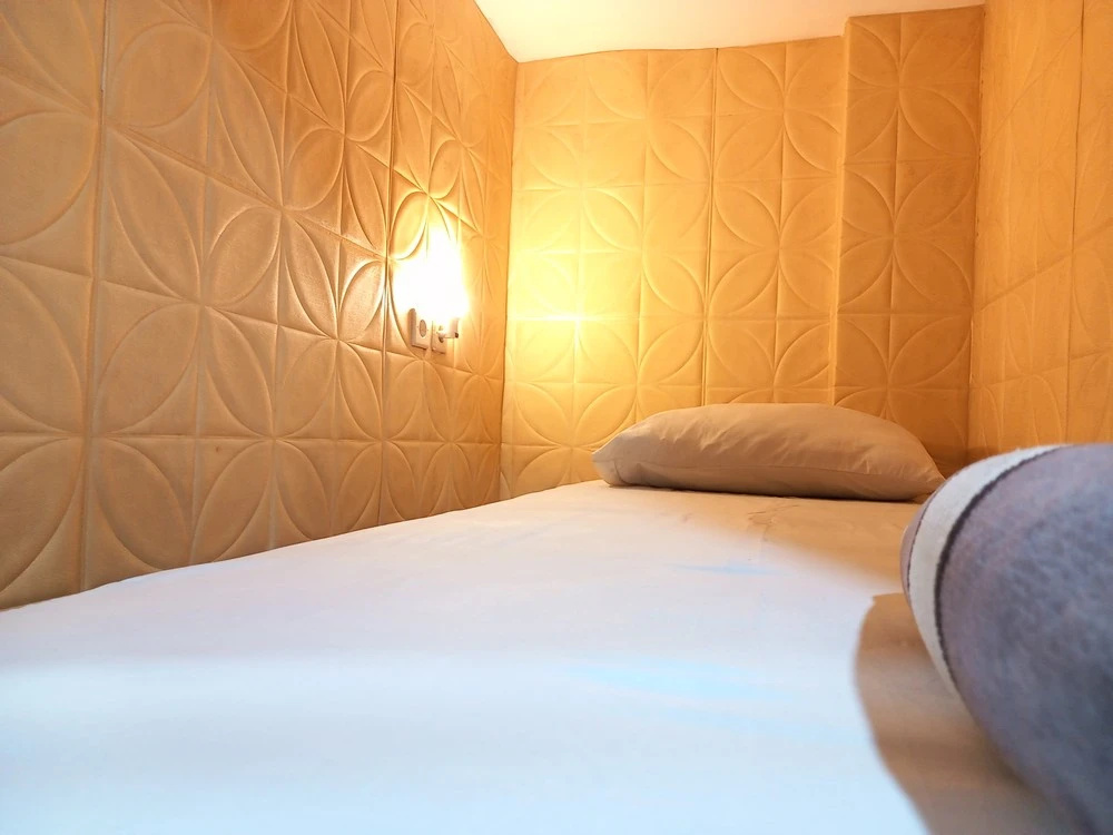 RedDoorz @ Luxury Homestay near Aloha Waru Surabaya