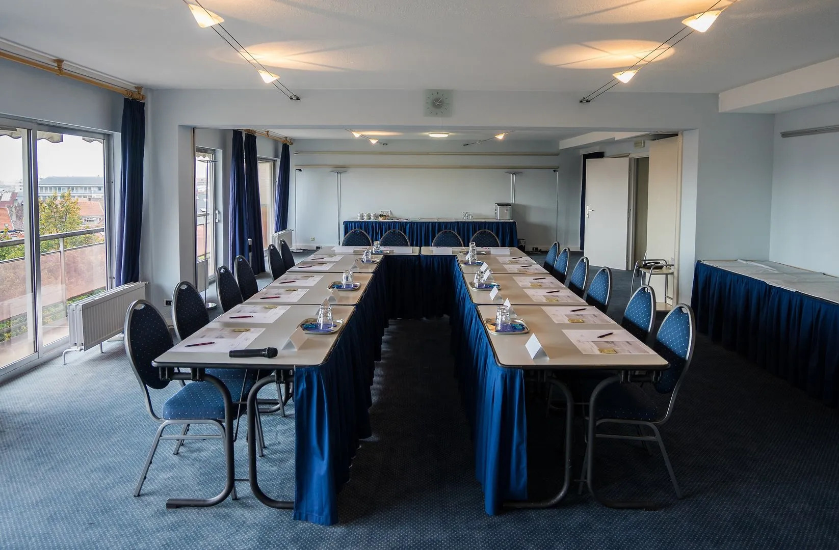 Foto - First Euroflat Hotel