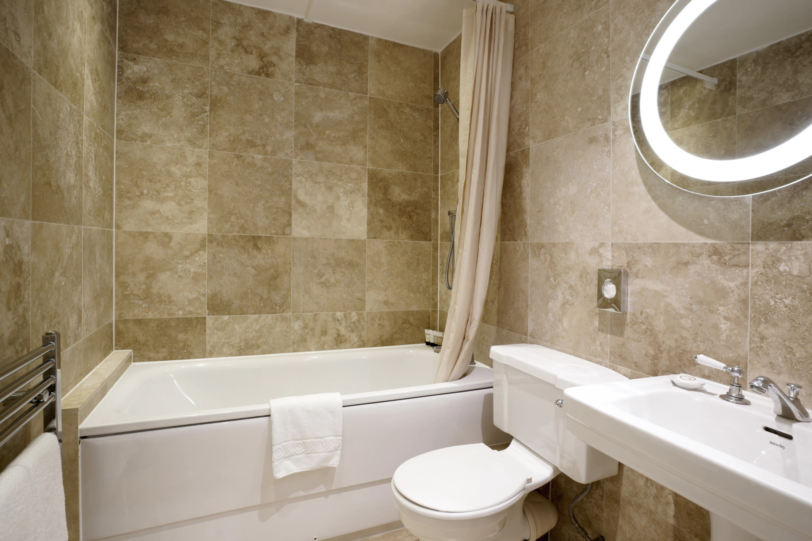 Foto - Queensgate Court Apartments