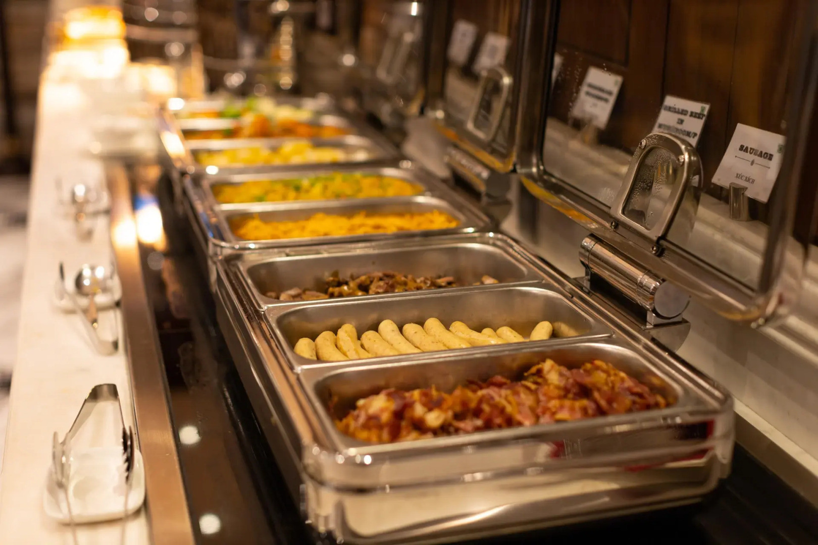 Photo - The Lapis Hotel