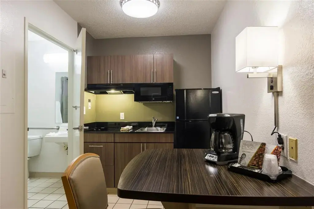 Photo - Studio 6 Extended Stay Tucker GA Atlanta Northlake