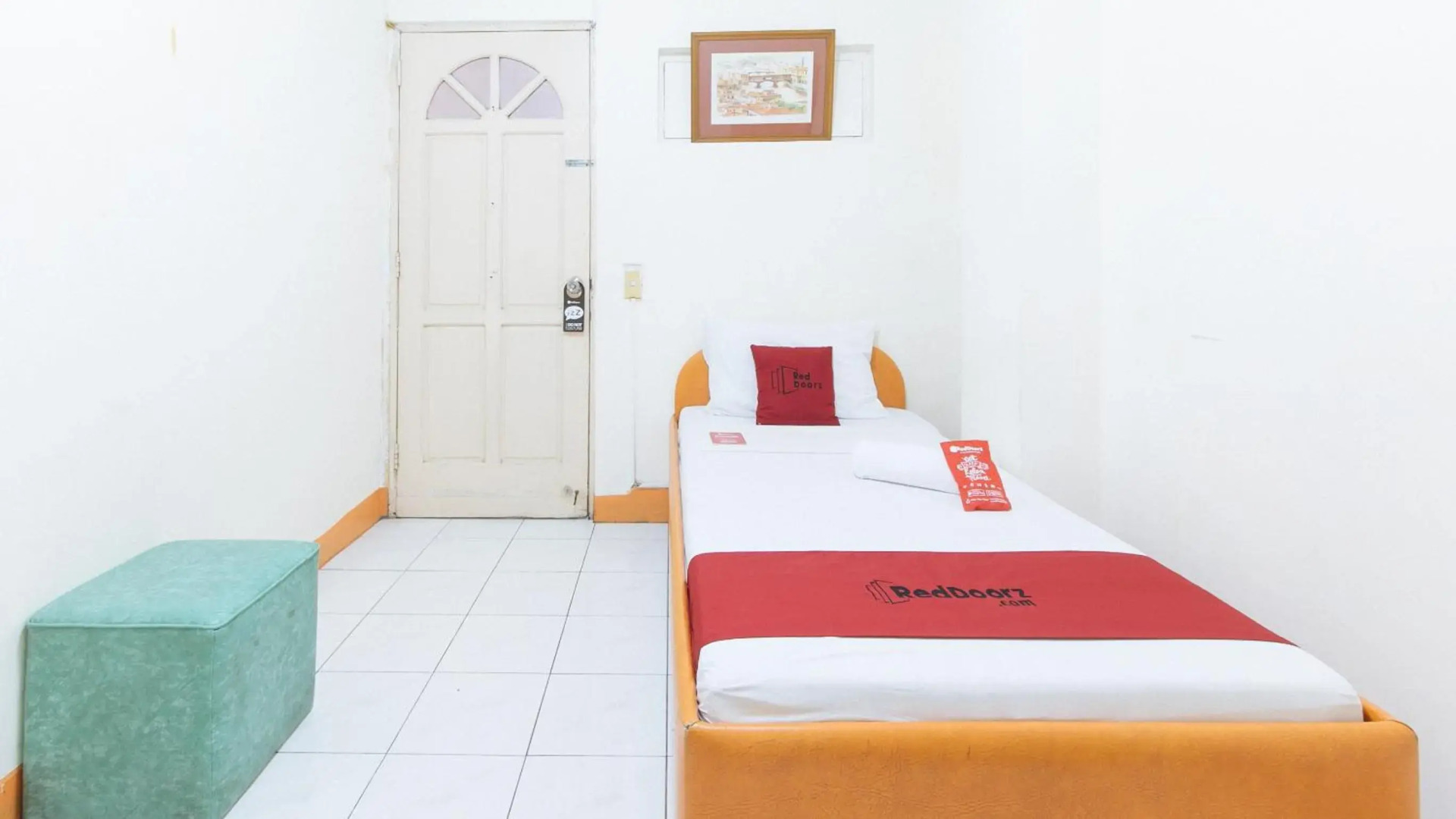 Foto - RedDoorz near East Avenue Medical Center