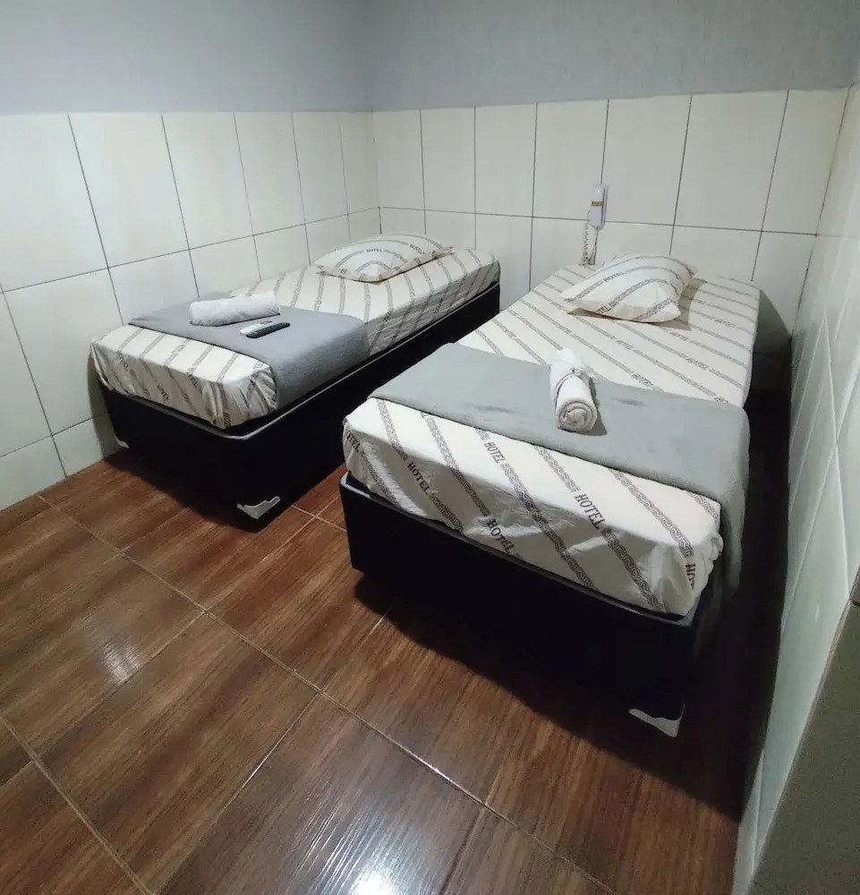 Foto - Hotel anoitecer - Rodoviária Tietê, Anhembi, Expo Center