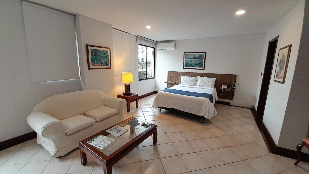 Photo - Travelers Apartamentos & Suites Castellón de Juanambú