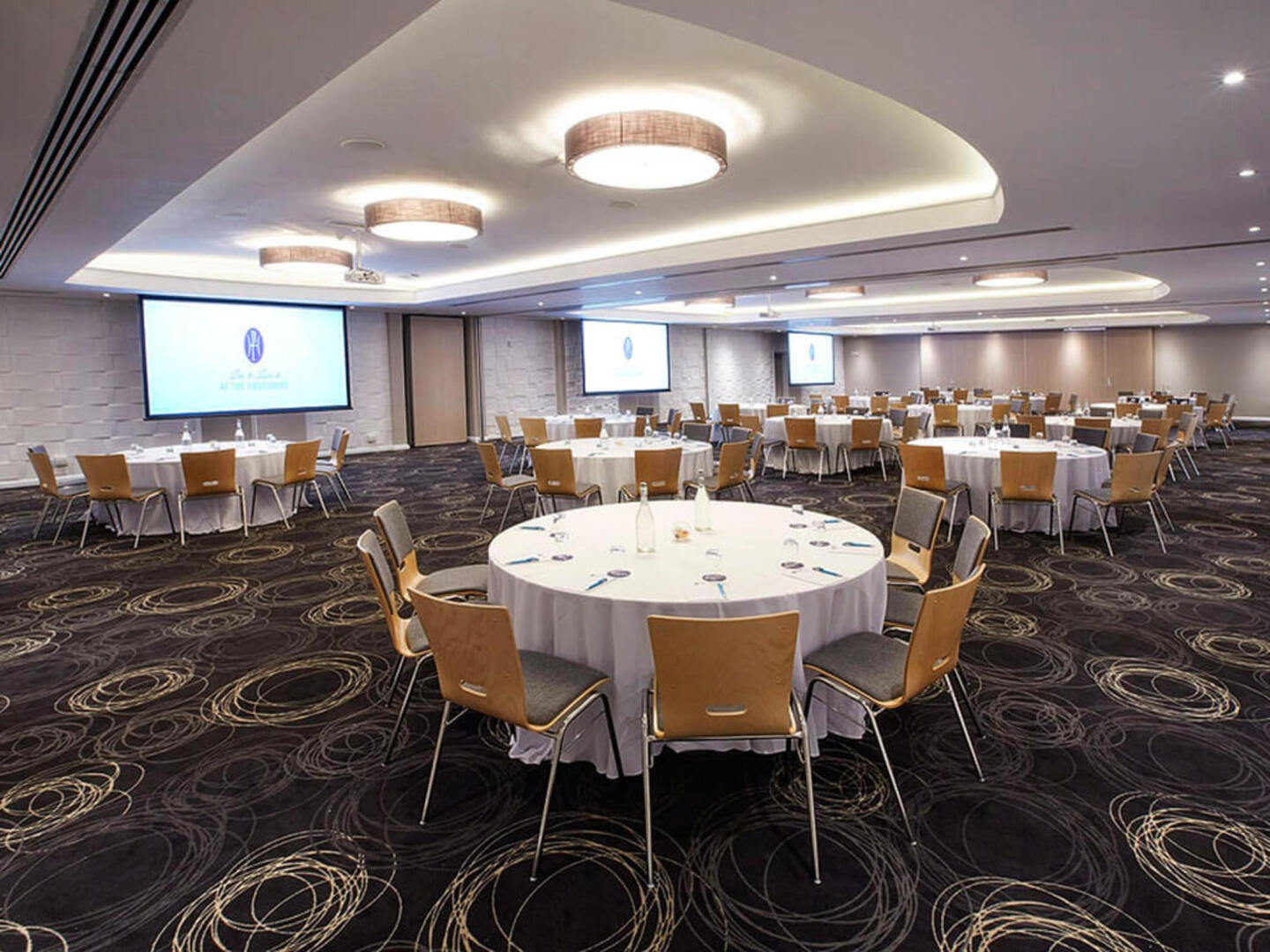 Photo - President Hotel