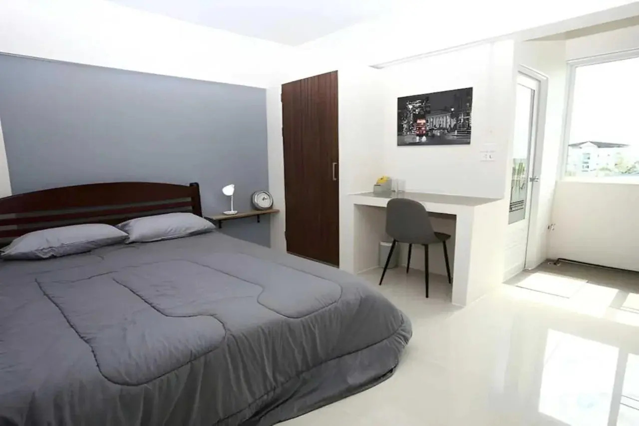 Photo - RQ Suvarnabhumi Airport by Collection O