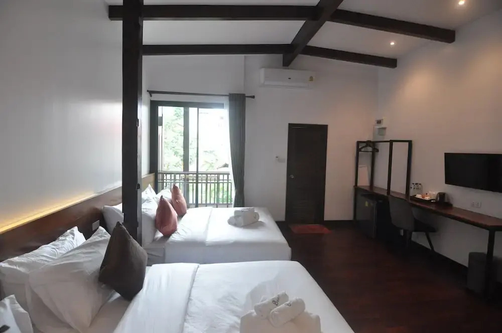 Photo - The Eight Ratvithi House