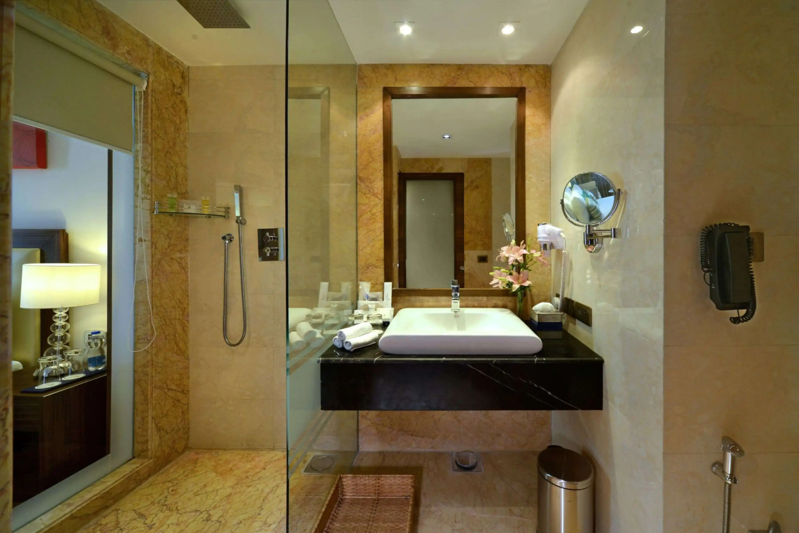 Photo - Golden Tulip Lucknow