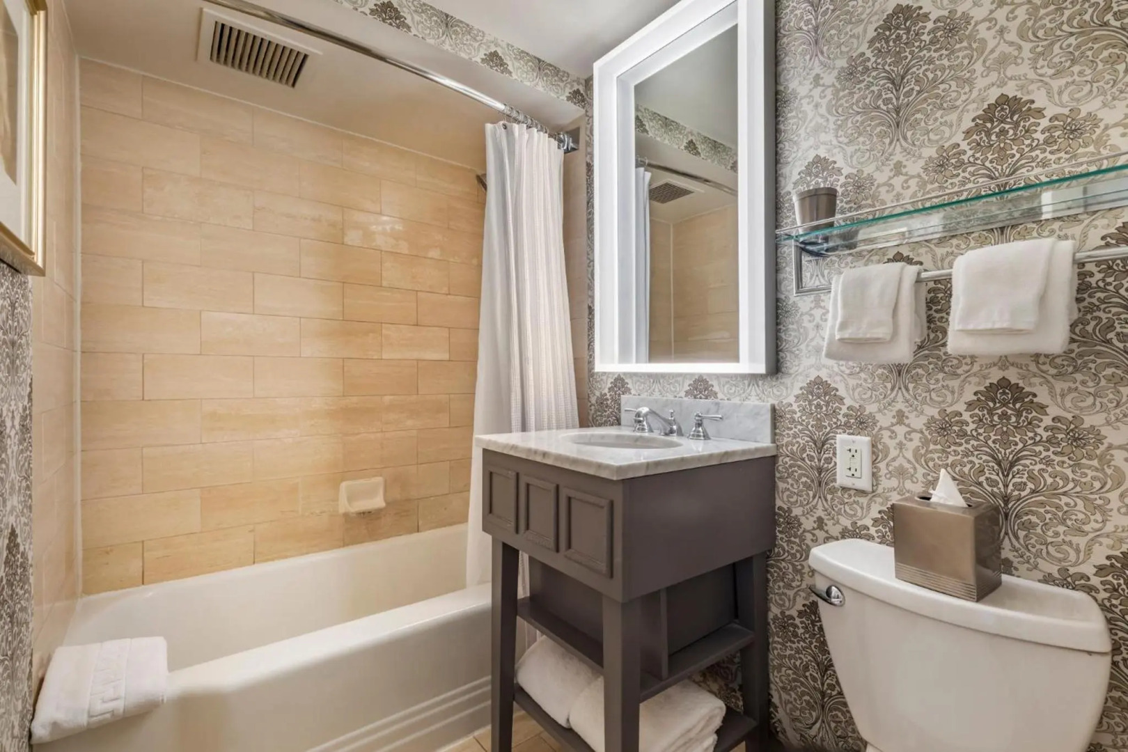 Foto - Omni Shoreham Hotel