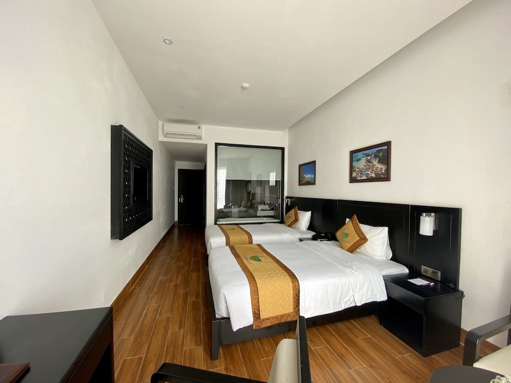 Ly Son Pearl Island Hotel & Resort