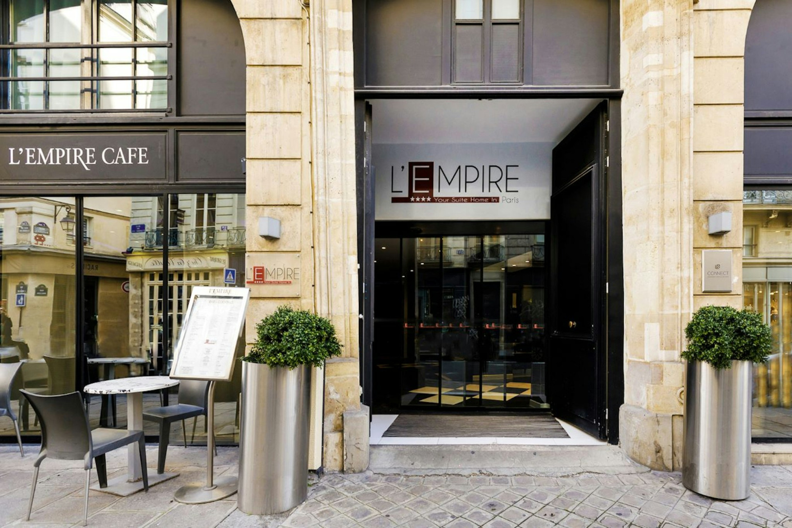 Photo - L'Empire Paris