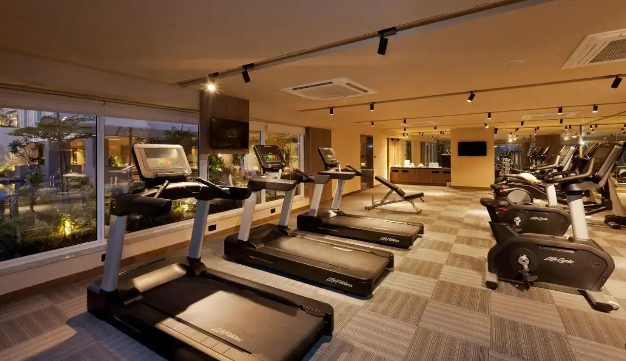 Photo - Lemon Tree Premier City Center Pune