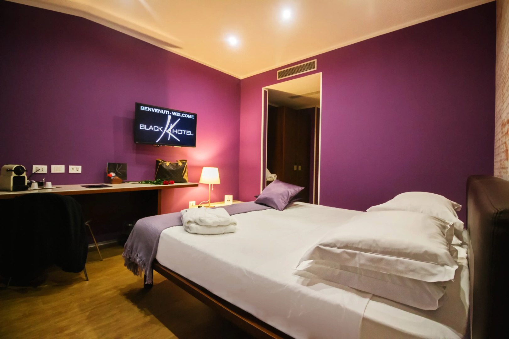 Foto - Black Hotel