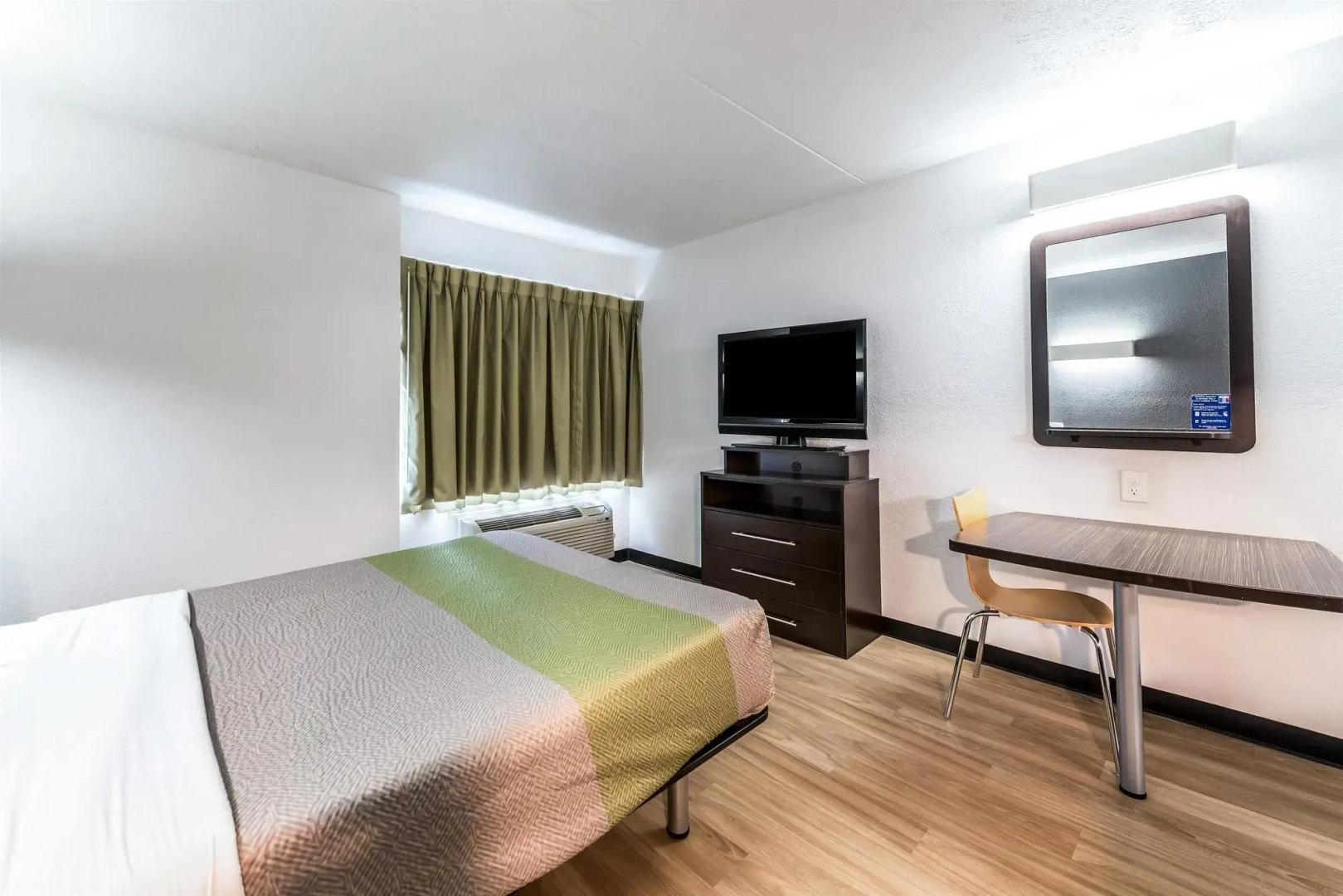 Foto - Royal Inn Hotel
