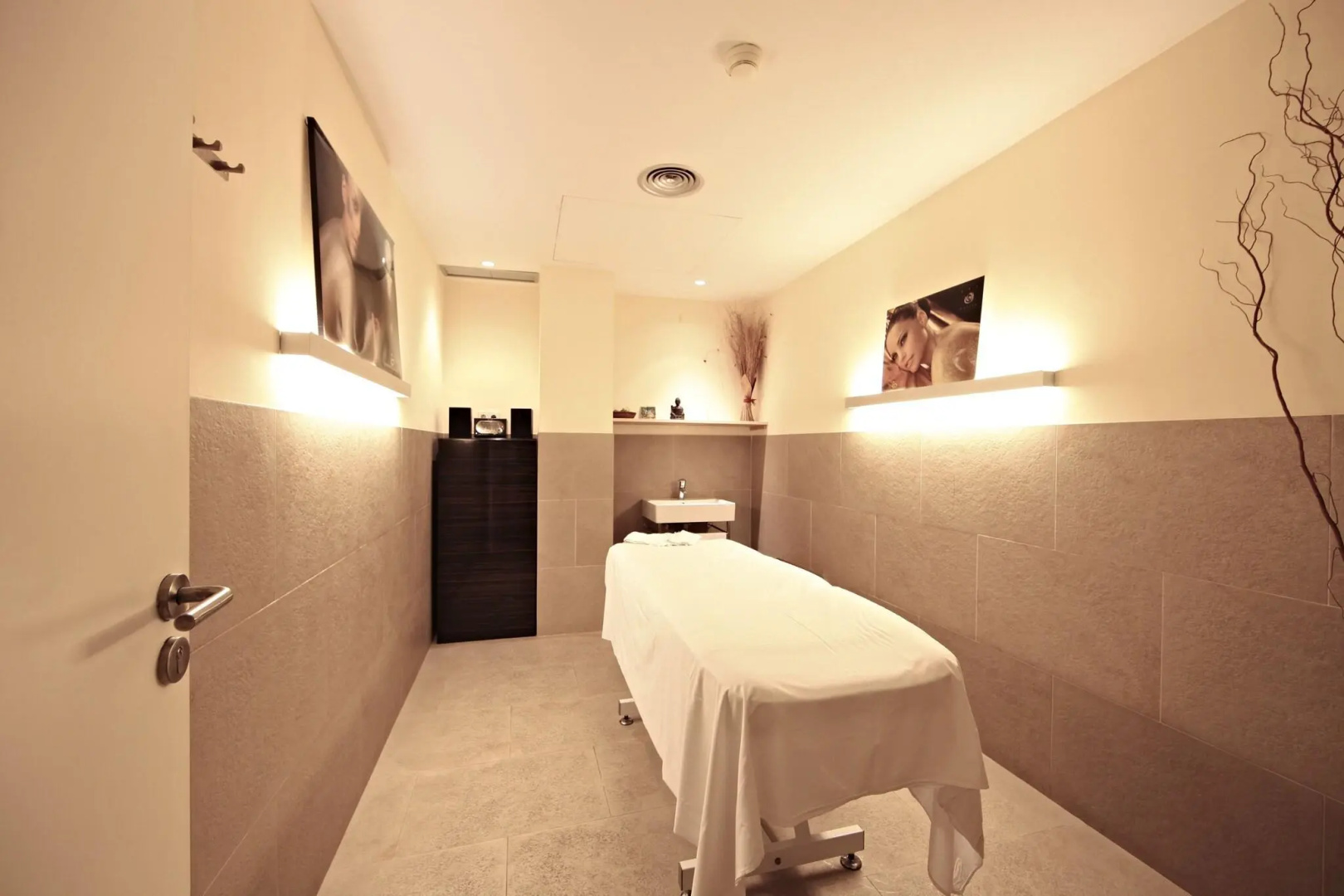 Photo - Hotel Aimia