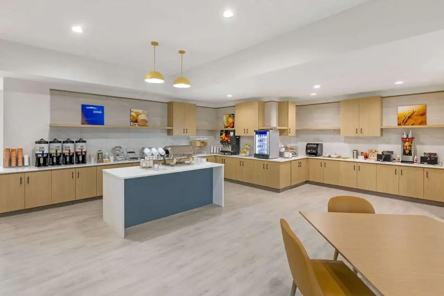 Photo - Comfort Inn & Suites Verona at Turning Stone Resort Casino