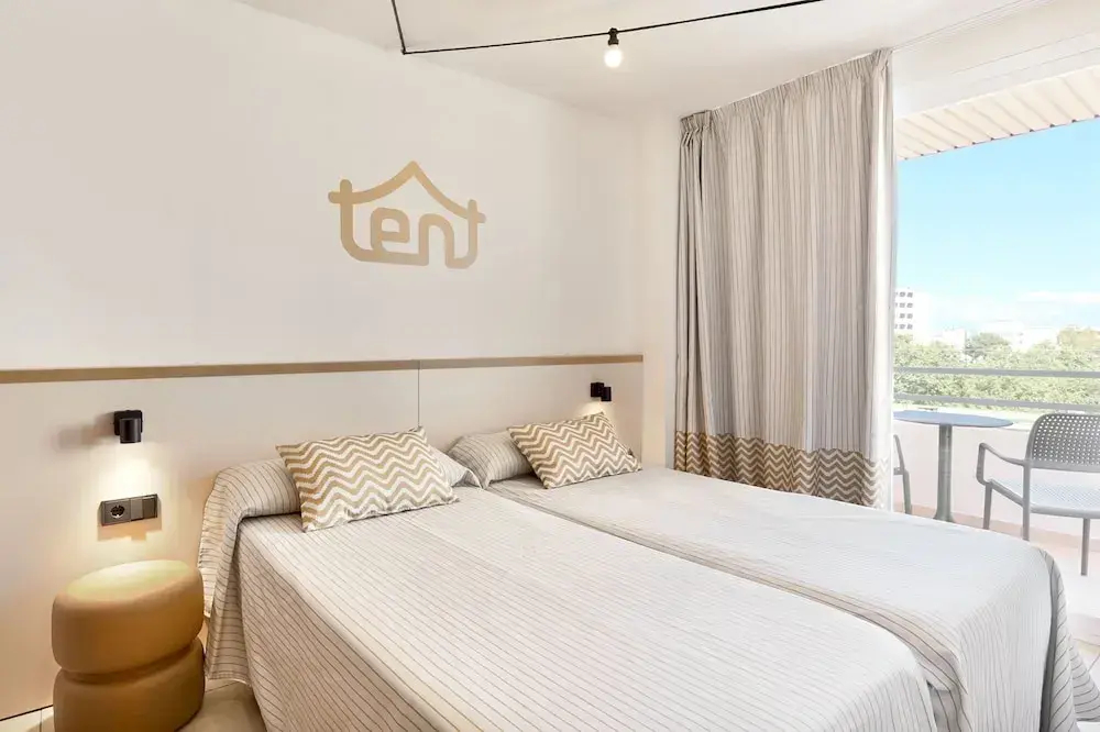 Photo - tent Calvia Beach