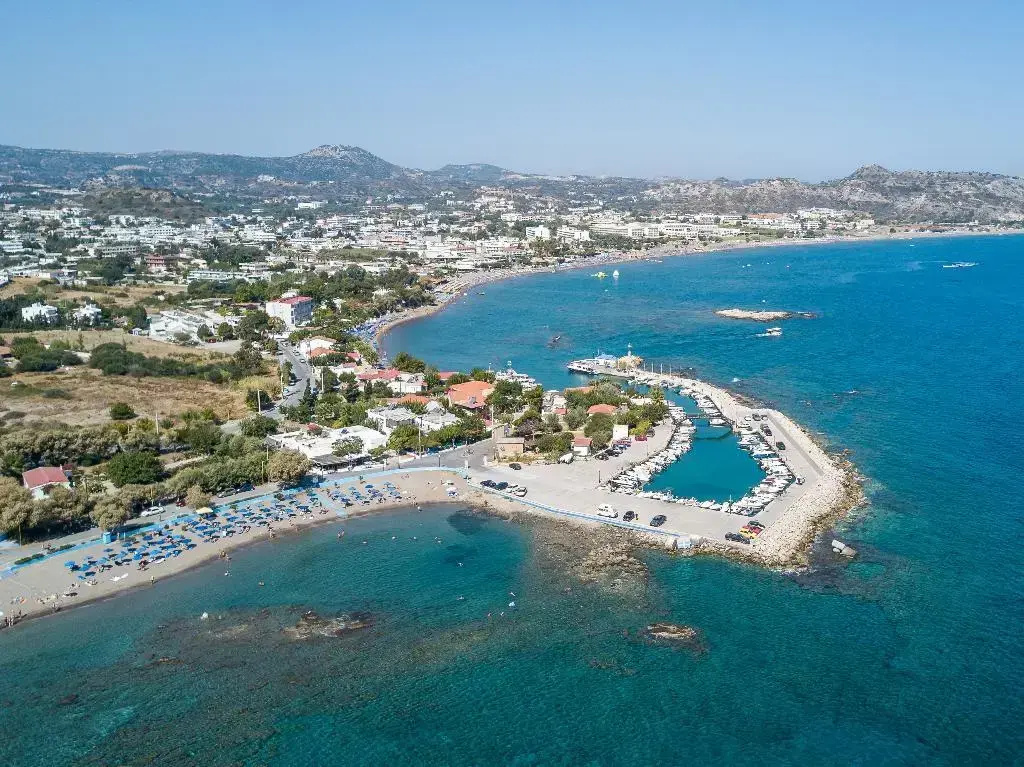 Photo - Tinas Plus Hotel
