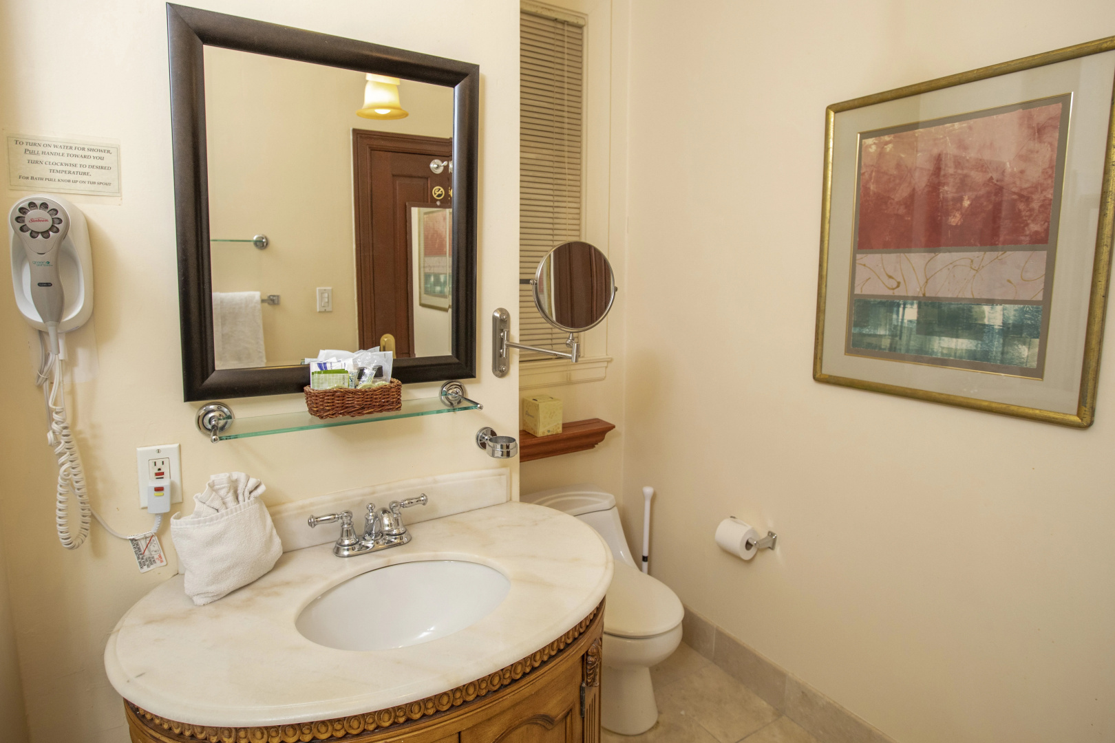 Photo - Washington Square Inn