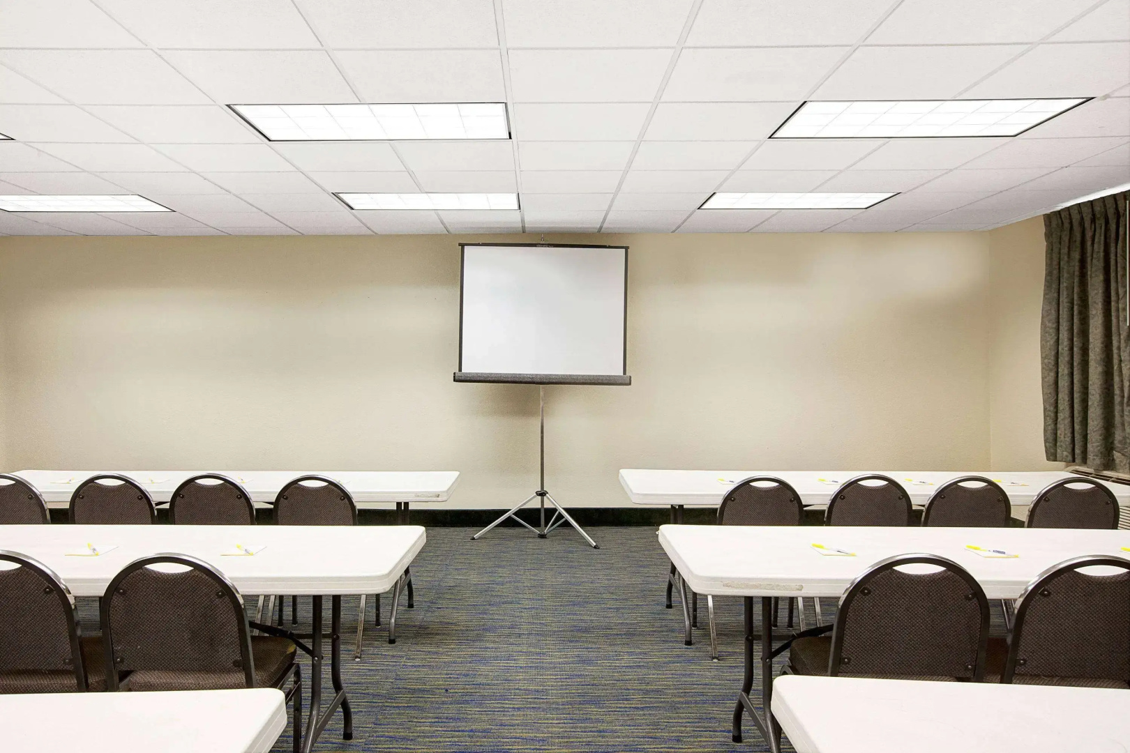 Foto - Days Inn & Suites by Wyndham Houston North/Aldine