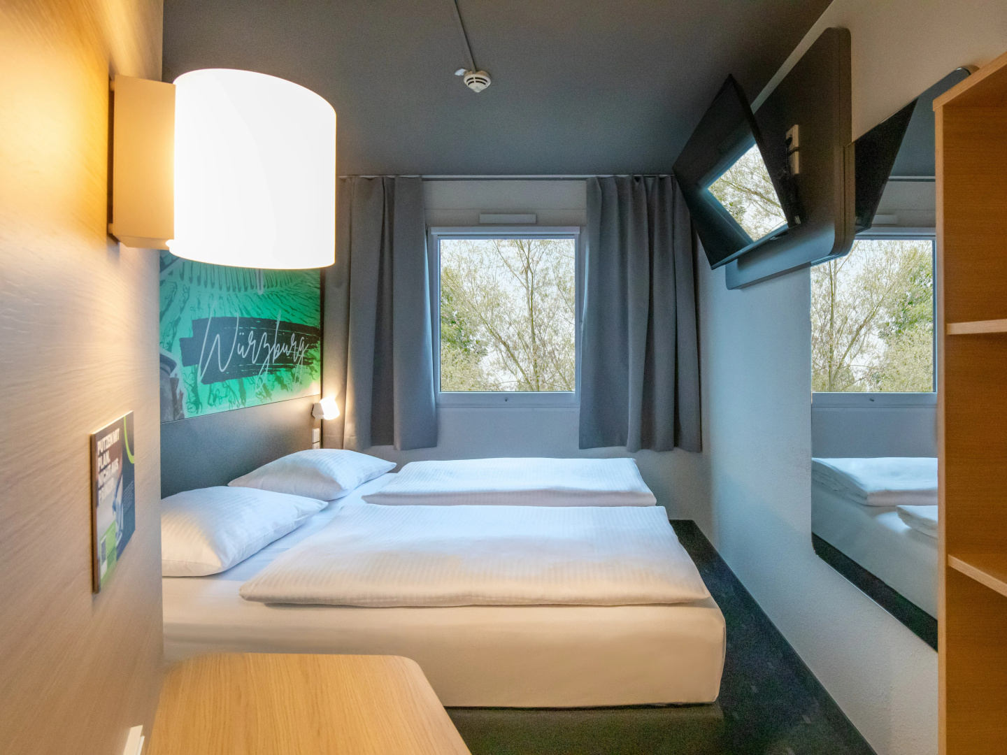 Foto - B&B HOTEL Würzburg-Ost