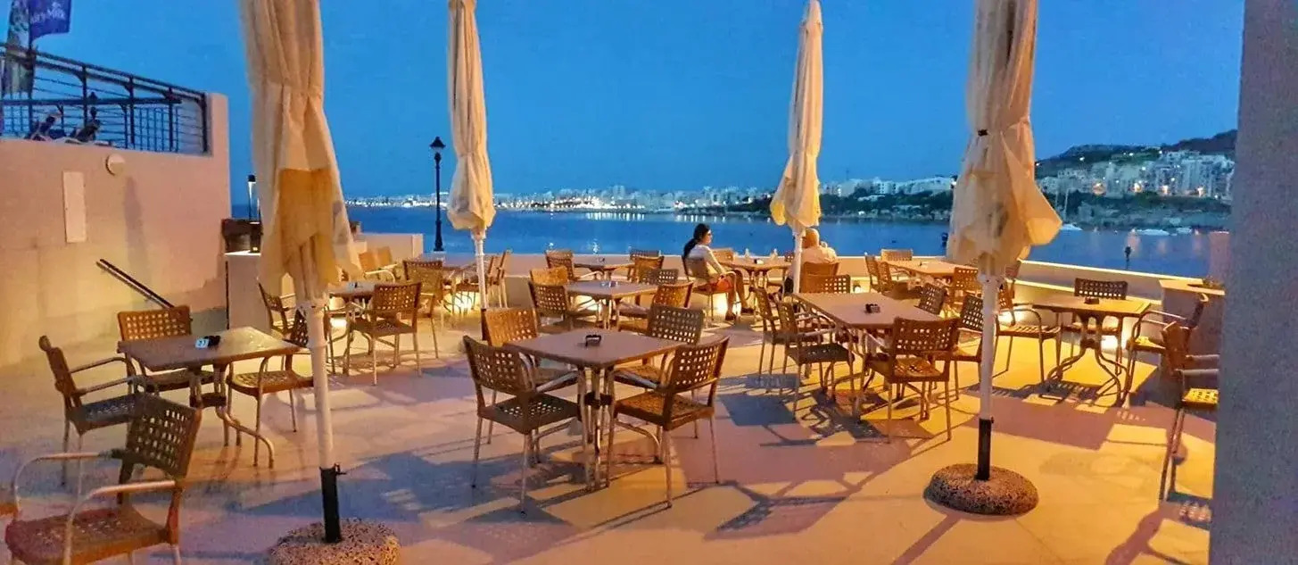 Foto - Ambassador Hotel