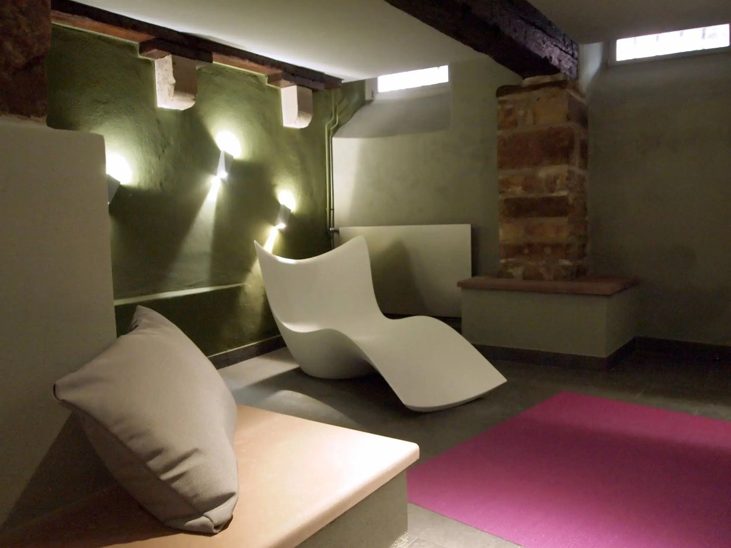 Foto - Logis Hôtel Restaurant Au Cerf d'Or