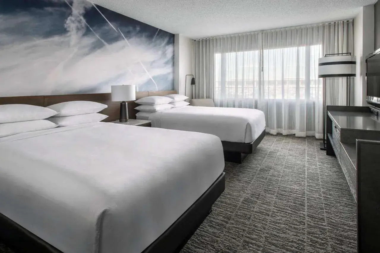 Foto - Holiday Inn Newark International Airport by IHG