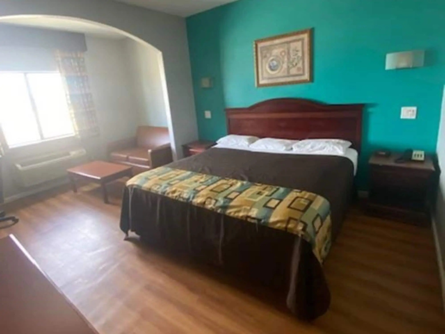 Foto - Tropicana Inn and Suites