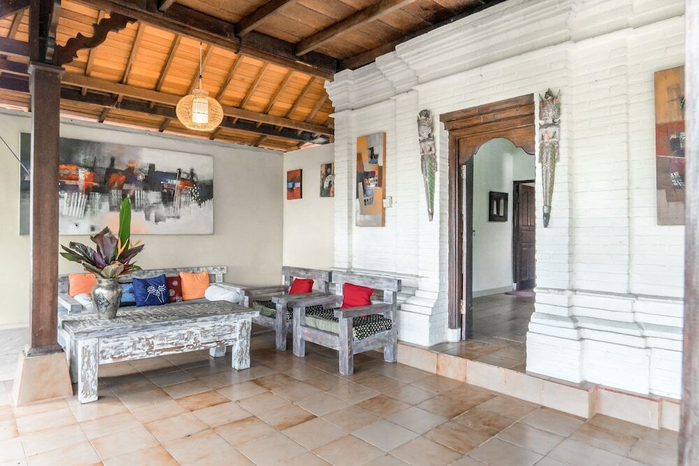 Photo - Sari Bamboo Bungalows