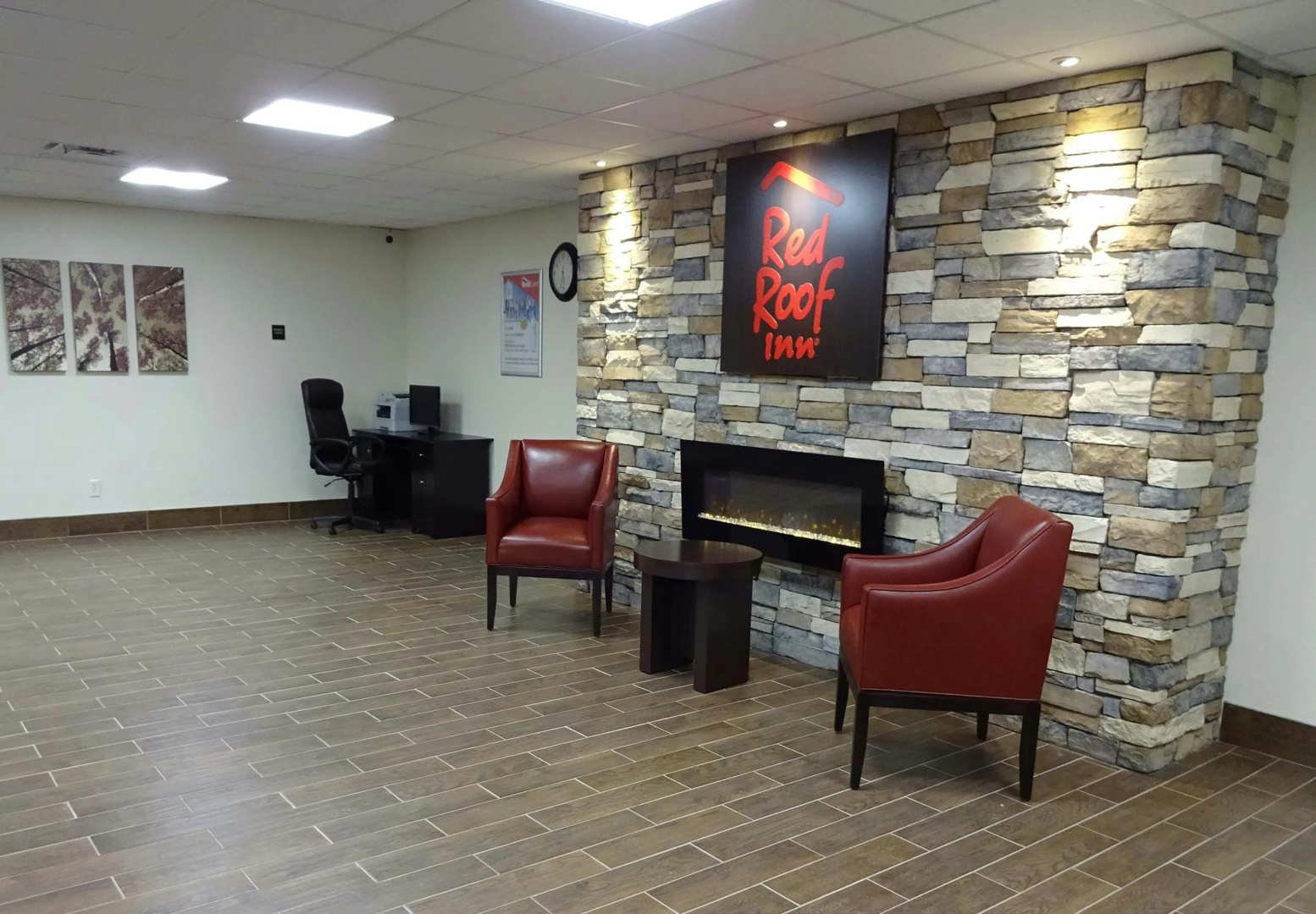 Photo - Red Roof Inn Indianapolis - Castleton