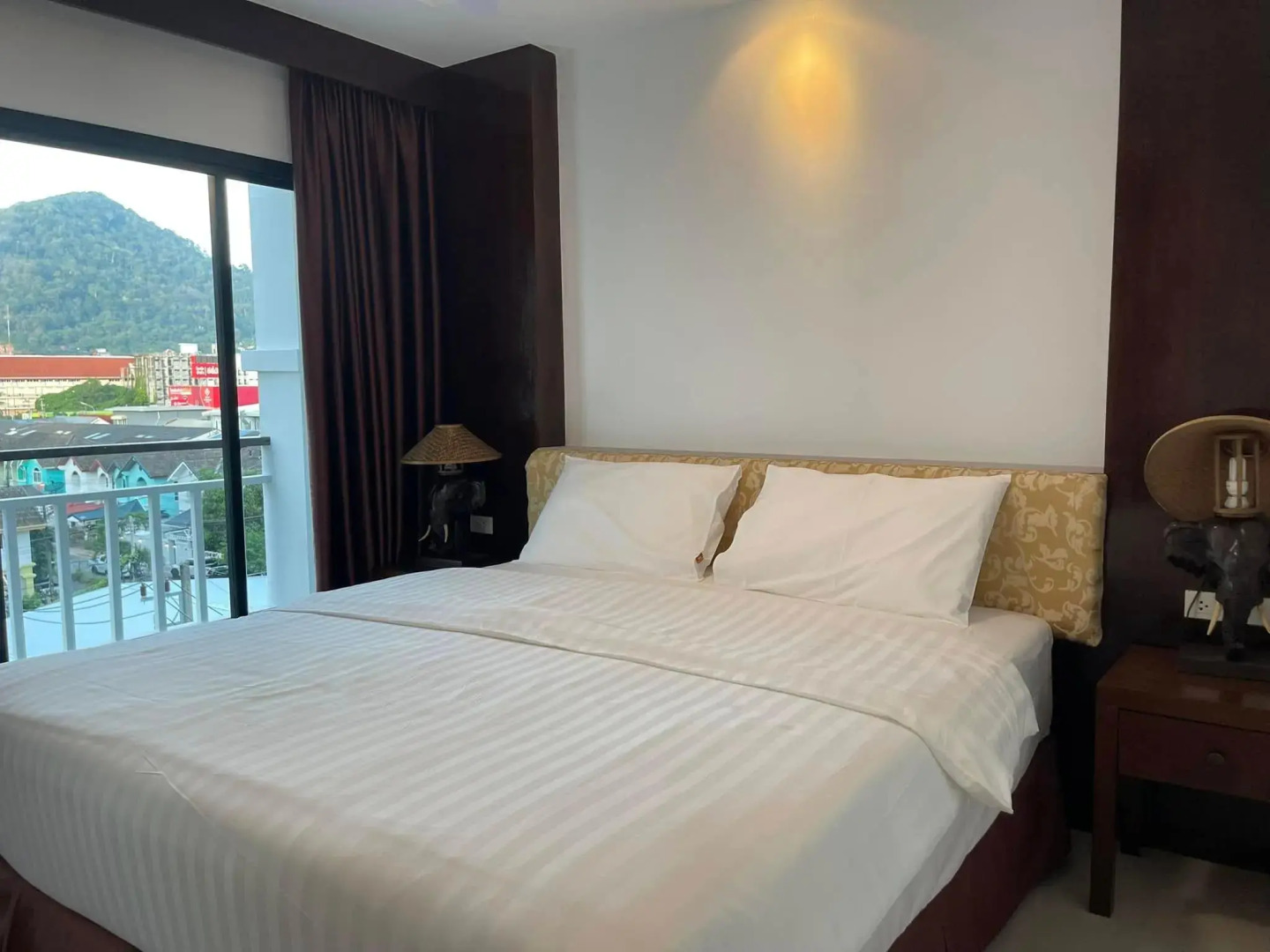 Photo - Summer Breeze Hotel