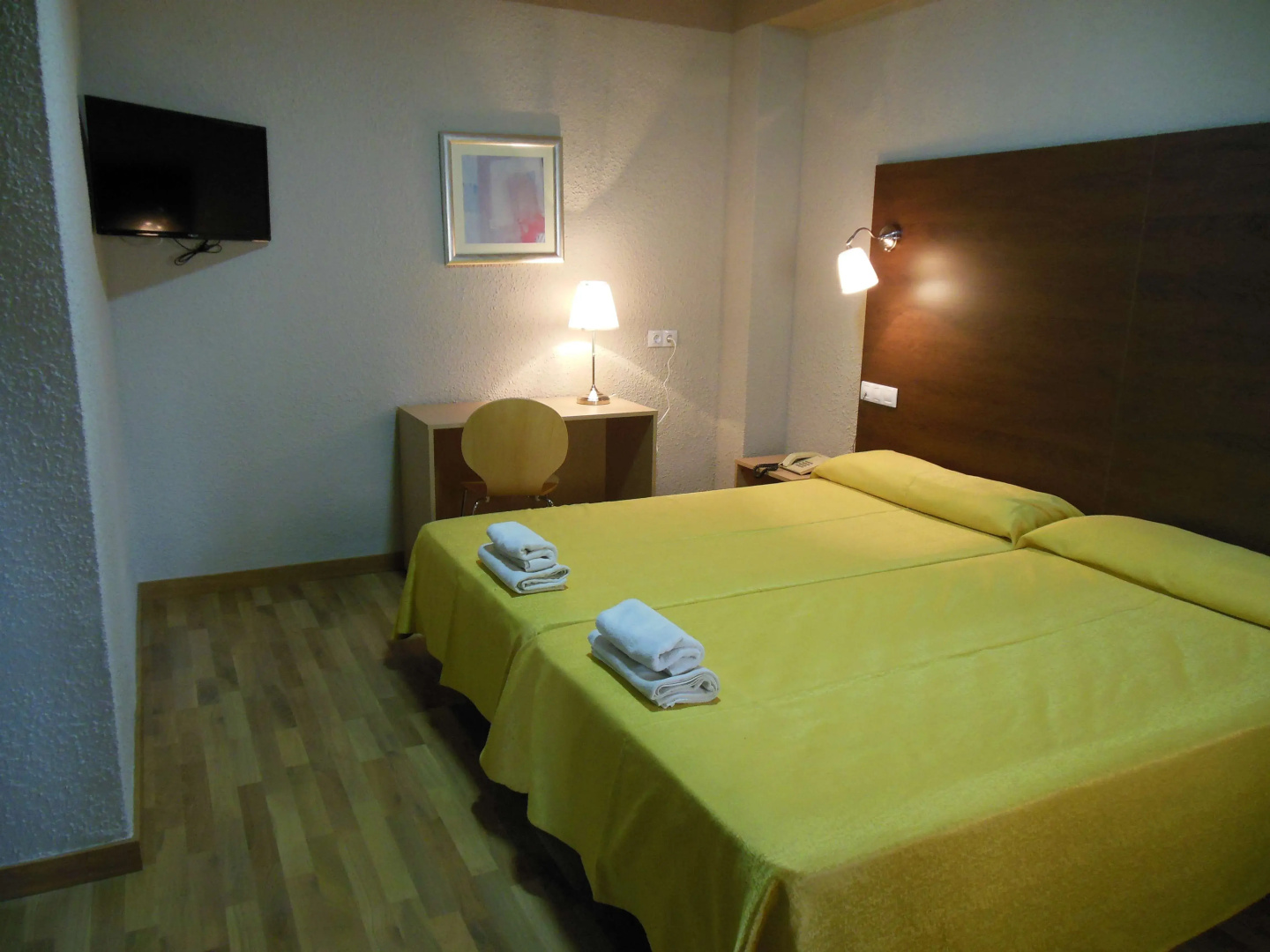 Photo - Hotel Embajador