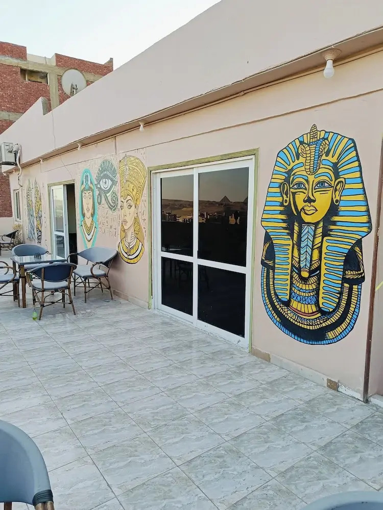 Foto - Sneferu Pyramids inn - Full Pyramids View